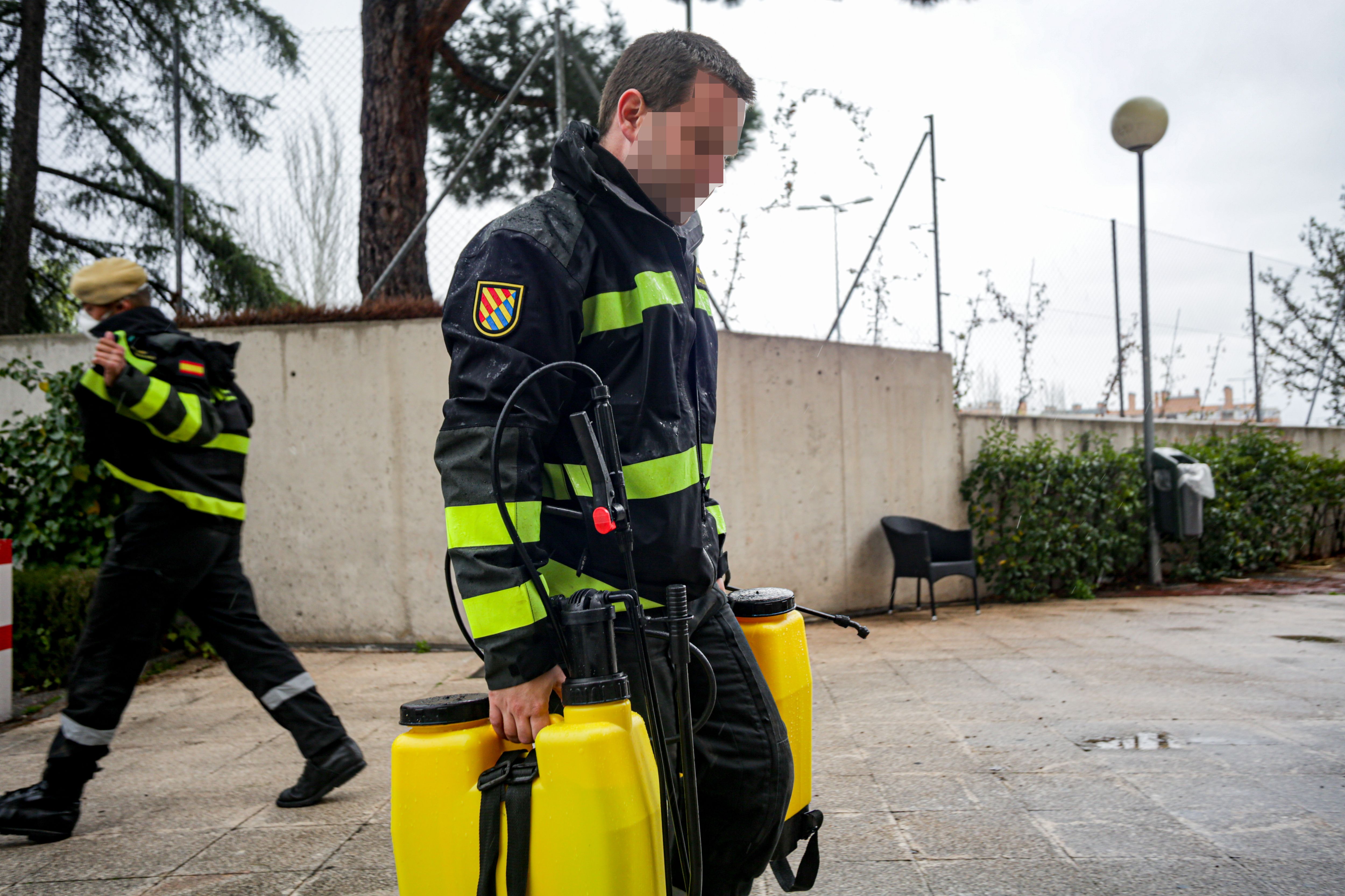 Residencias niegan abandono de fallecidos en los centros y apuntan al retraso de servicios funerario