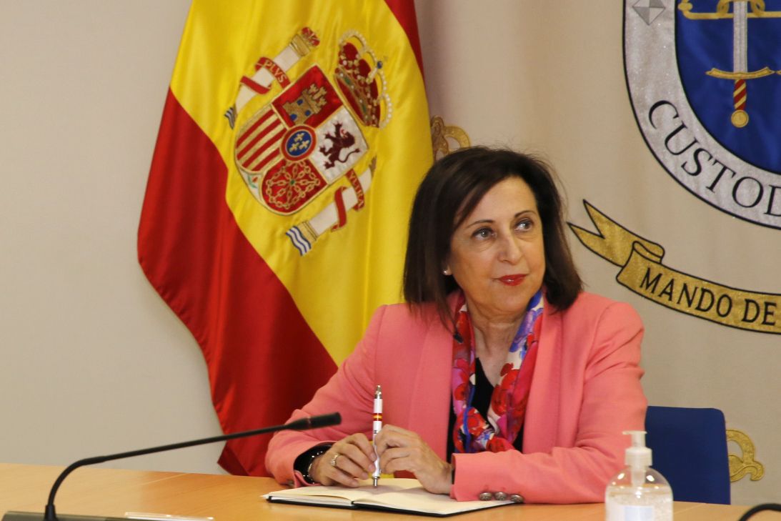 Empresas de la Dependencia tachan de "irresponsabilidad" las palabras de Robles sobre residencias