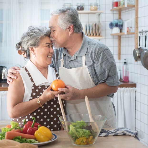 Los mayores pueden aprovechar el confinamiento para mantener sus rutinas saludables Los mayores pueden aprovechar el confinamiento para mantener sus rutinas saludables