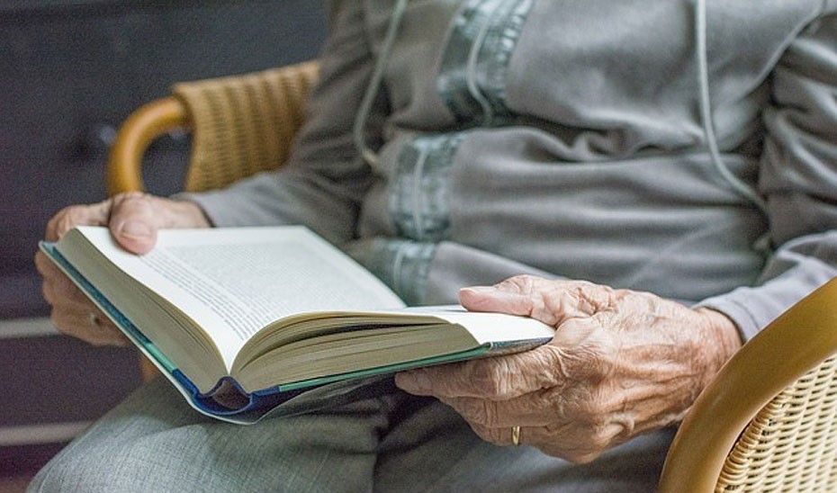 Edad&Vida pide mayor presencia de médicos en las residencias de mayores