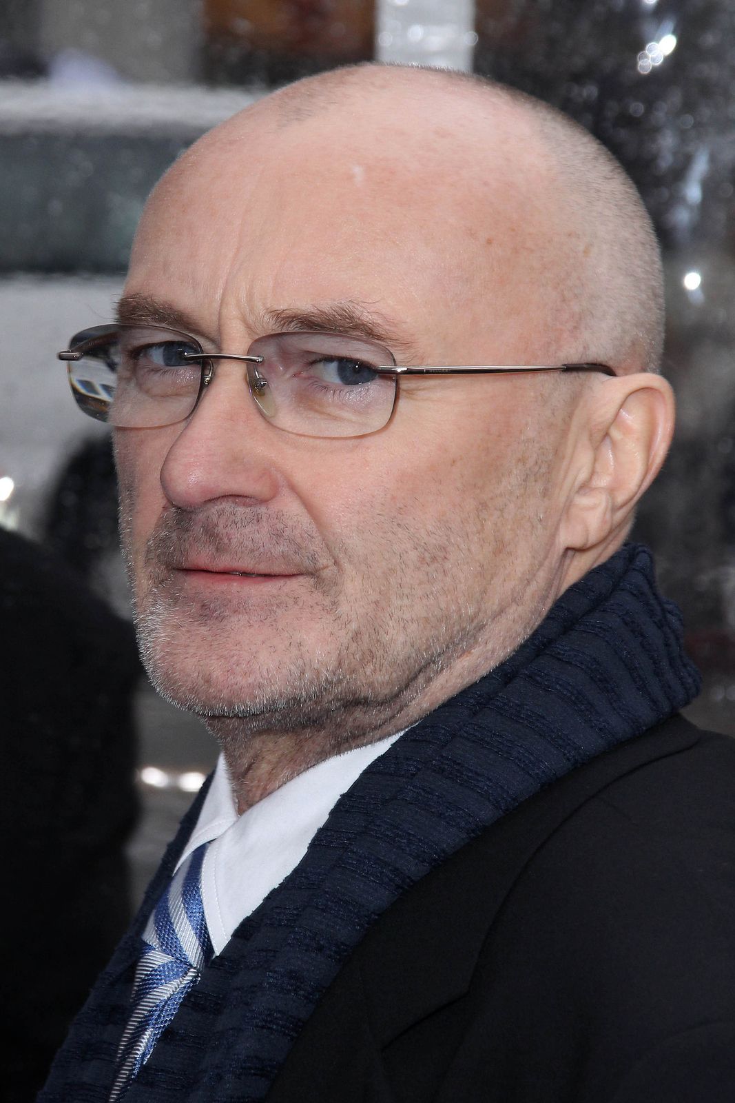 Phil Collins confiesa sus problemas de salud: "Apenas puedo sostener una baqueta"