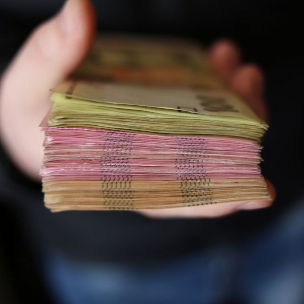 Toque de atención del Banco de España por la subida “agresiva” de las comisiones bancarias
