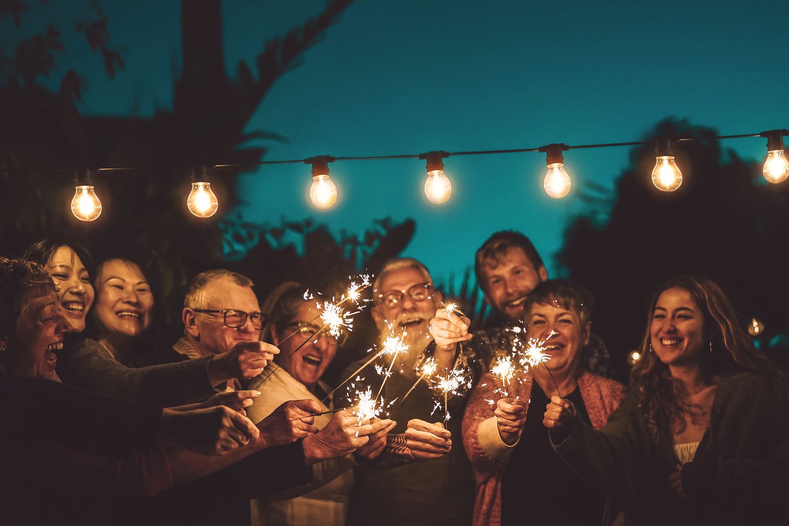 Feliz Jubilación: Libro de firmas para fiestas de jubilación, guarde los  mensajes, deseos y firmas de sus familiares, amigos y compañeros de  trabajo