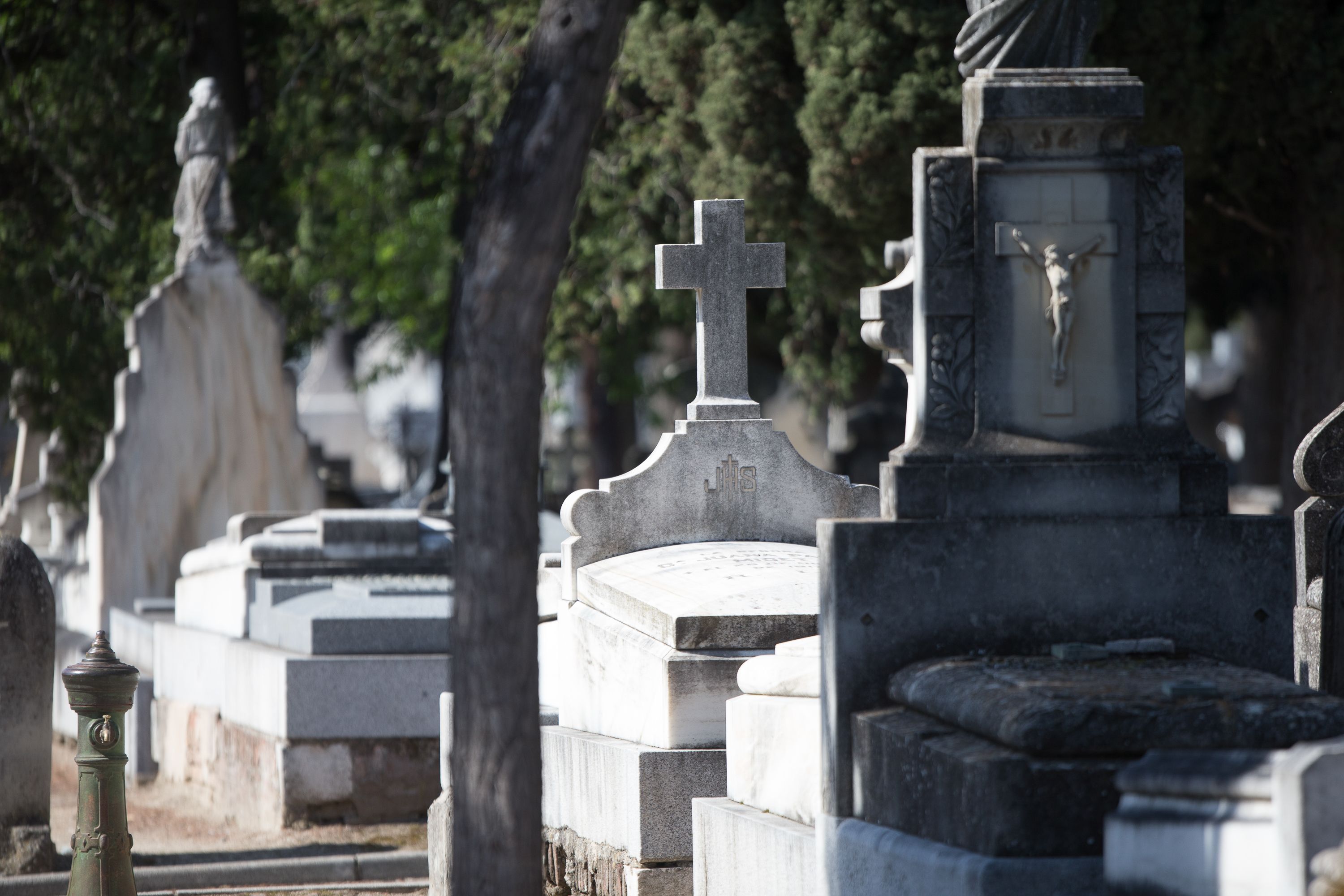 Trabajadores de funeraria de Madrid irán a la huelga para el puente de Todos los Santos