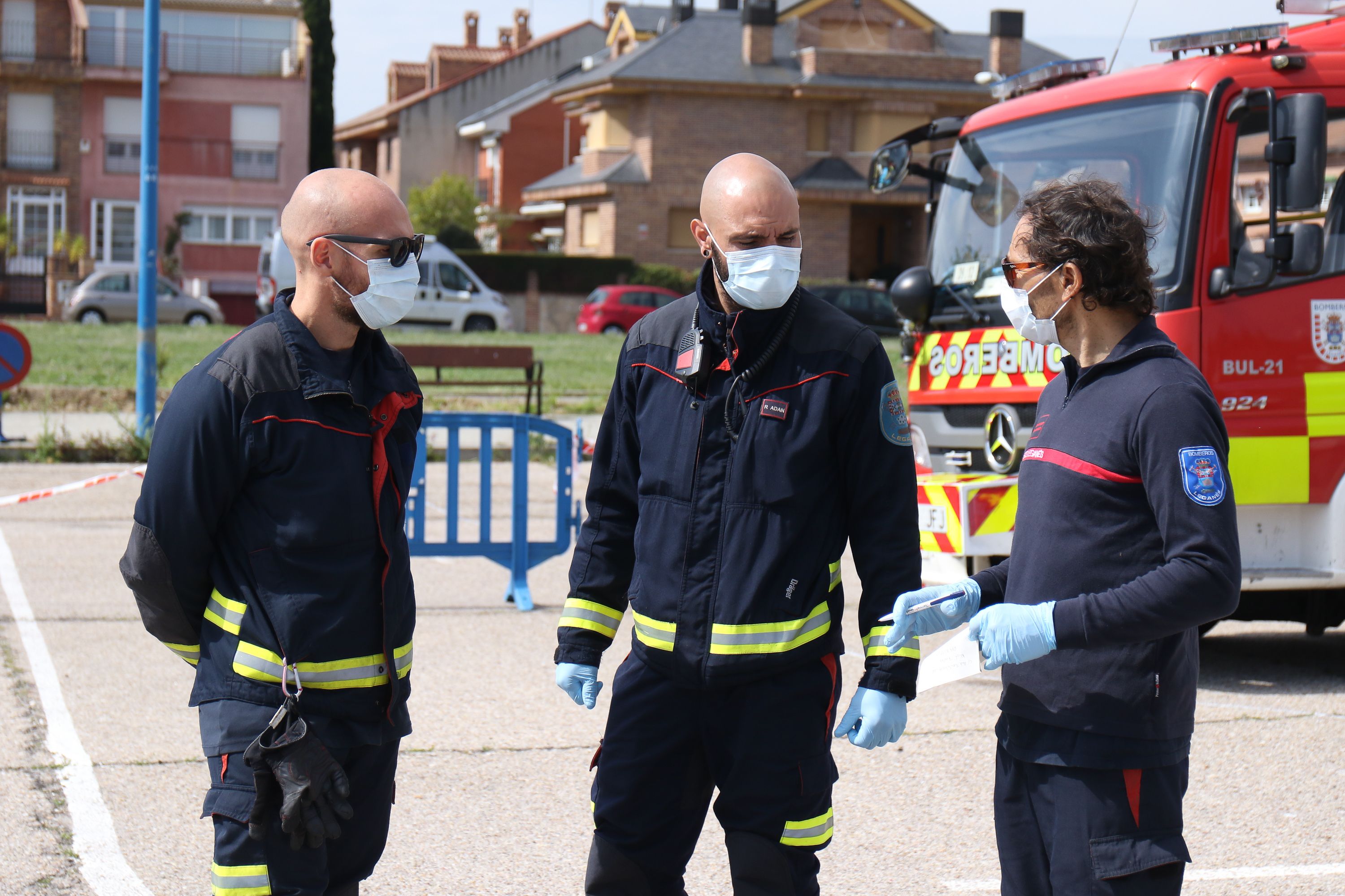 Fallece una mujer de 75 años en Gijón al caer por la ventana mientras trataba de tender la ropa