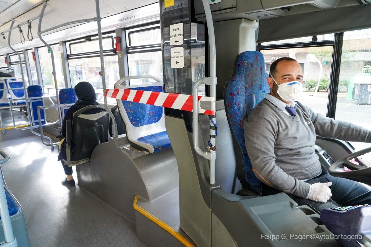 El Gobierno repartirá 10 millones de mascarillas desde el lunes en Cercanías, metros y autobuses