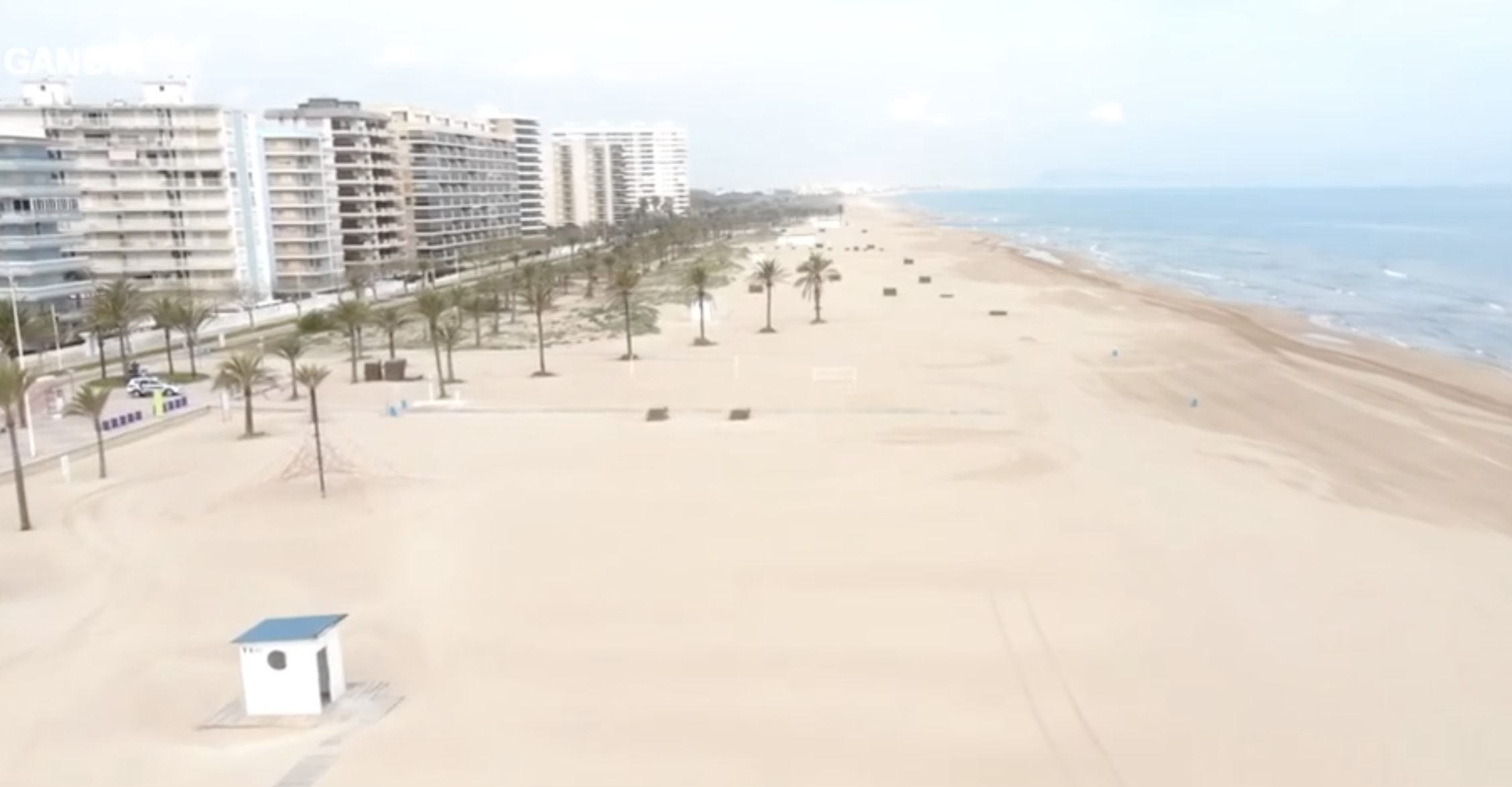 VÍDEO: Las insólitas imágenes de las playas valencianas vacías en Semana Santa captadas por drones
