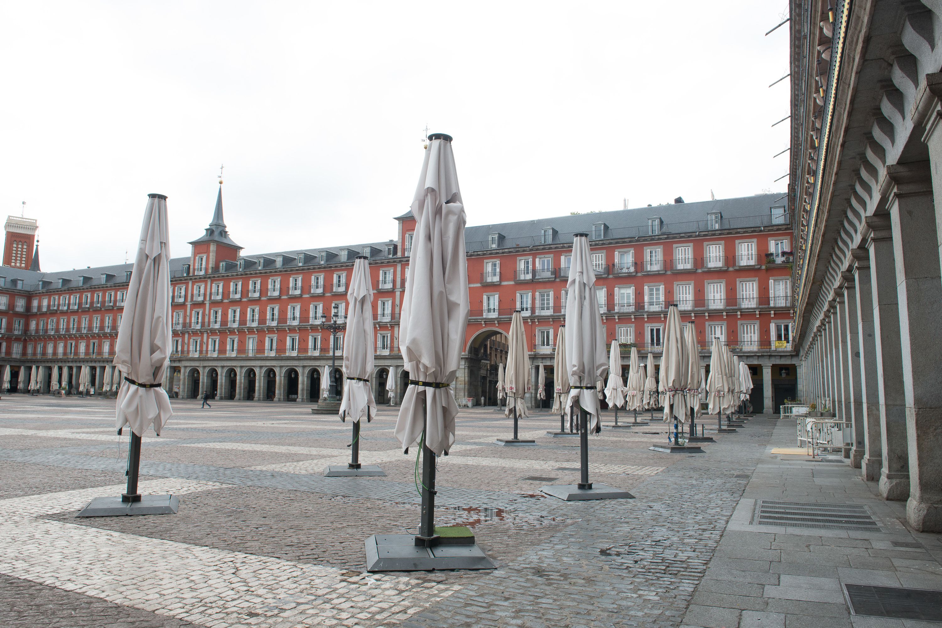 El Instituto Coordenadas pide un "plan urgente" que salve al turismo y a sus trabajadores