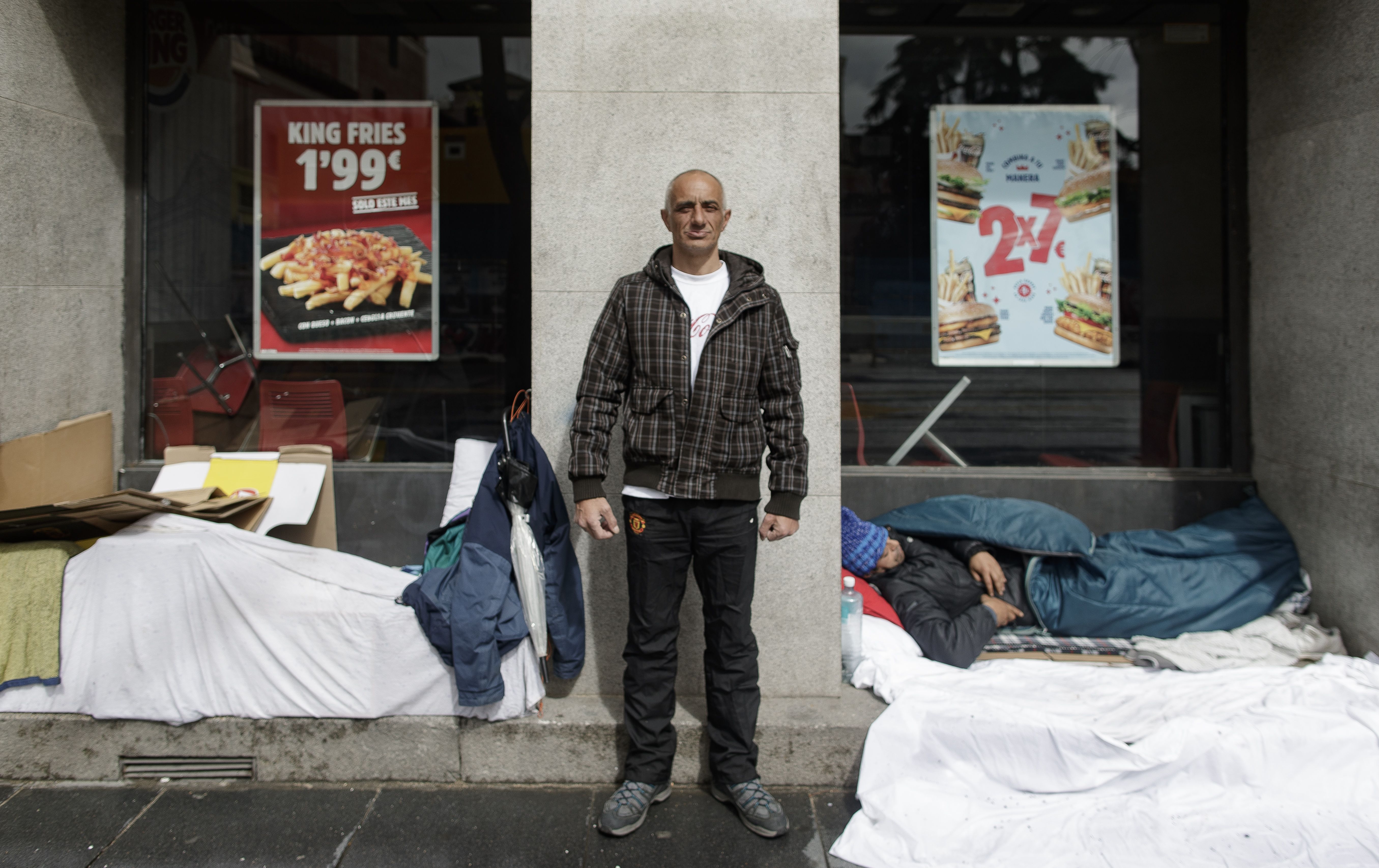 Julio, 54 años, duerme en la calle: "Sí, tengo miedo al coronavirus"