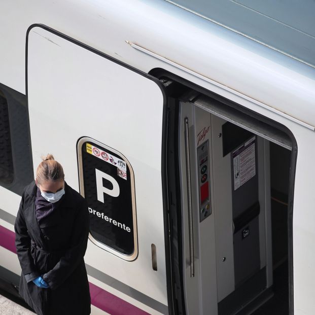 Renfe obliga a dar el nombre y el número de móvil para comprar un billete desde este lunes