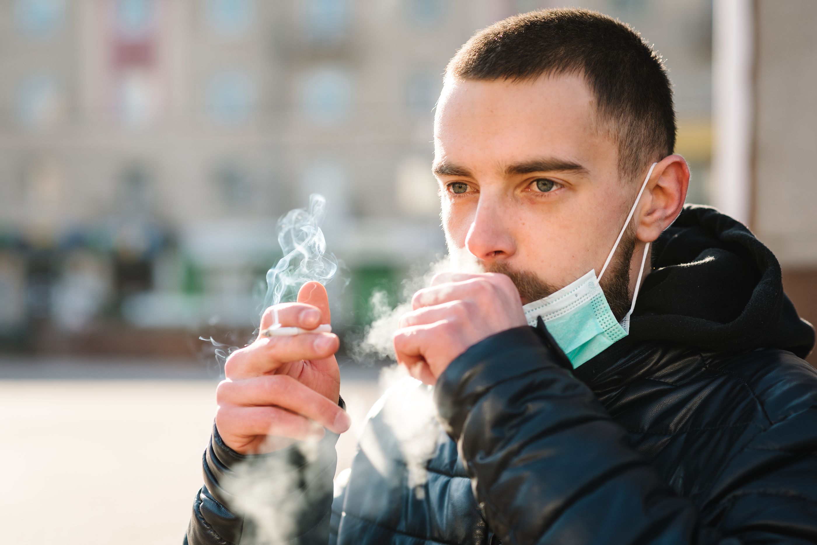 ¿Realmente protege la nicotina contra el coronavirus? Esto dicen los expertos