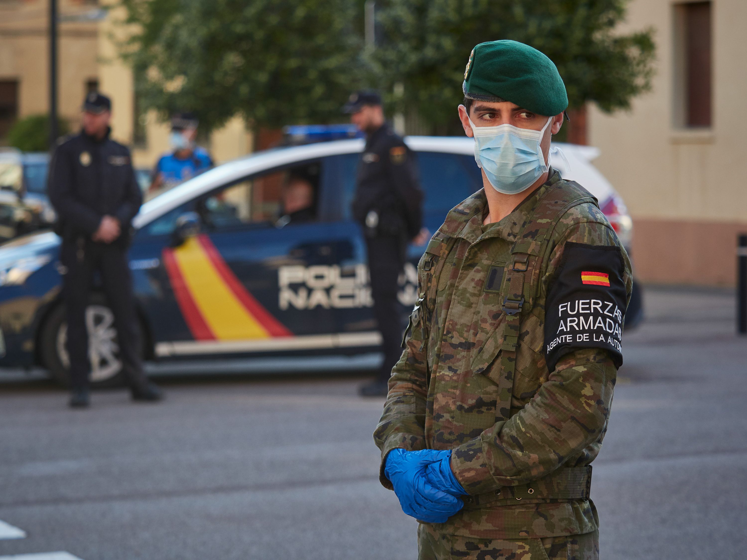 Historiadores españoles, contra el lenguaje bélico en el coronavirus: "Esto no es una guerra"