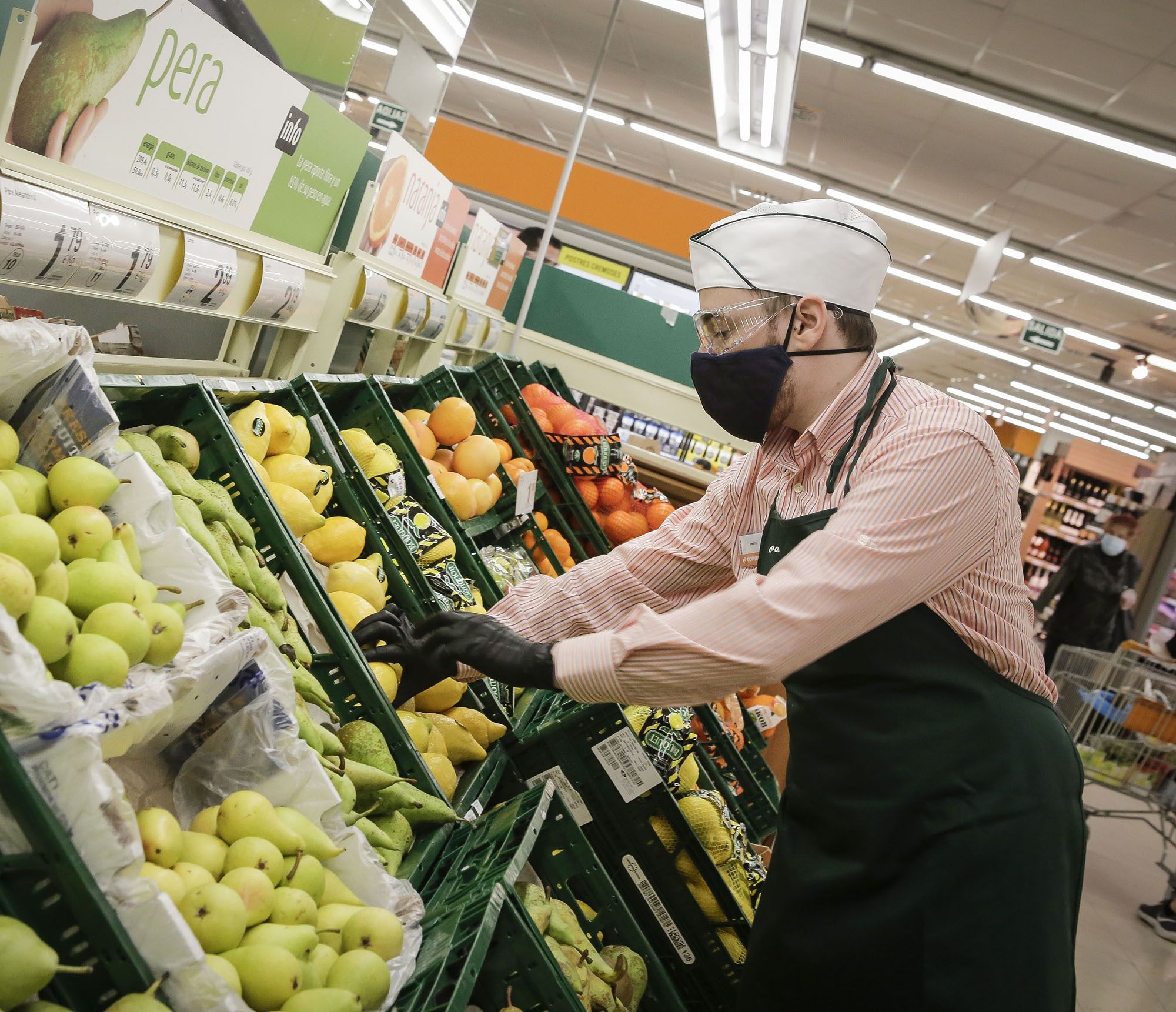 Estos son los supermercados que venden mascarillas y sus precios