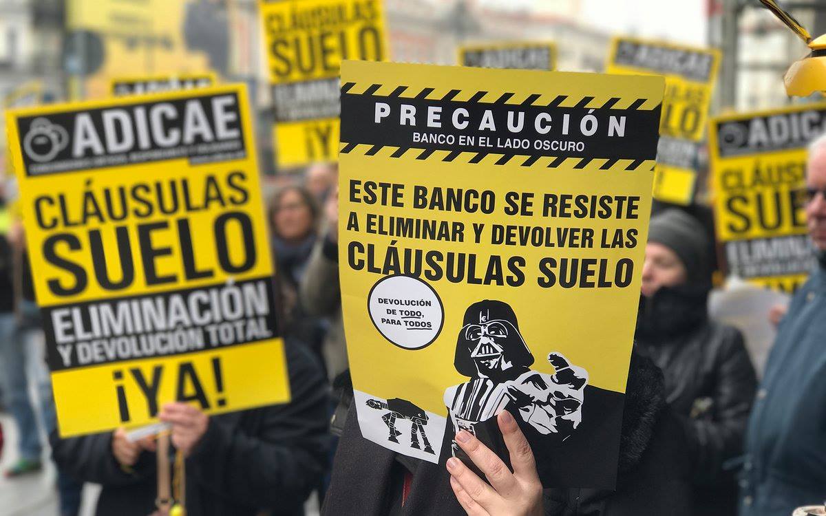 La banca tropieza en su intento de lavar su mala imagen con la crisis del coronavirus