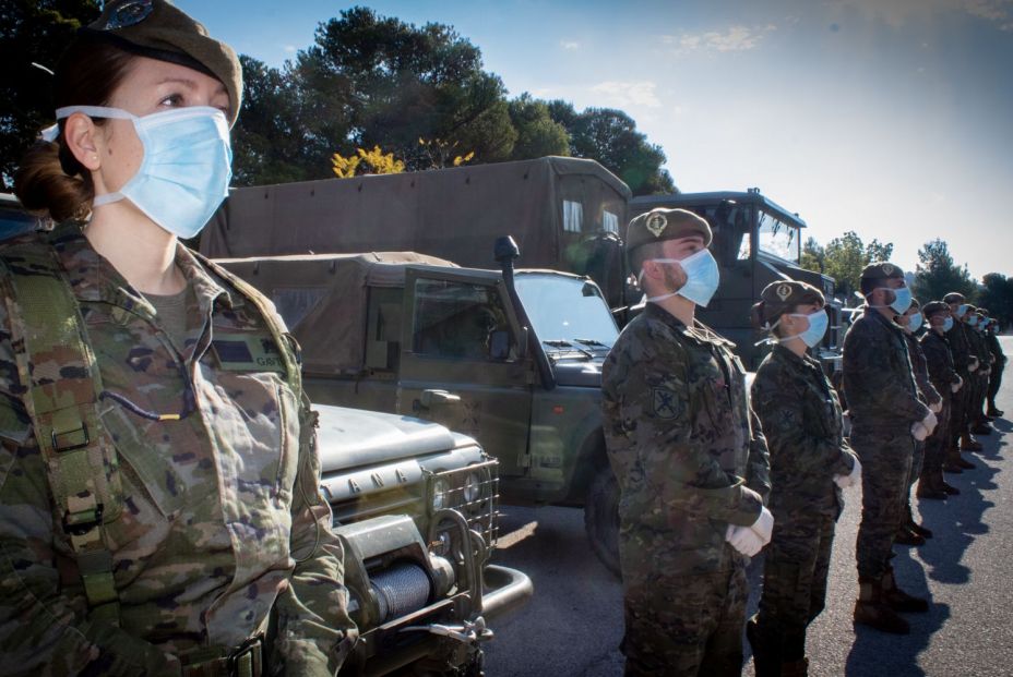 Un informe del Ejército prevé dos oleadas más de coronavirus y año y medio para superar la pandemia