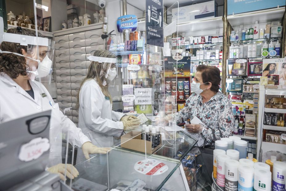 Policía y Guardia Civil recabarán información de farmacias para proteger a personas mayores