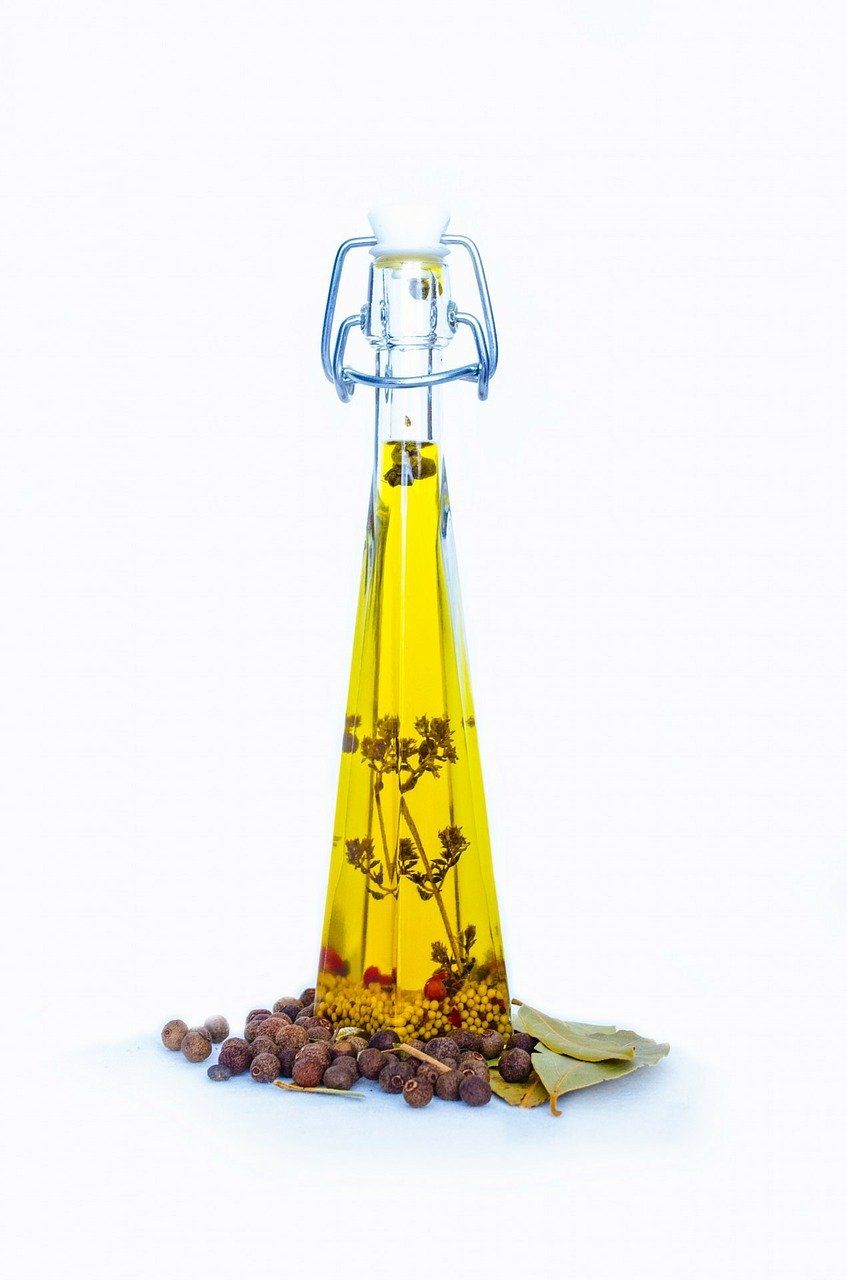 Da sabor a tus platos creando tus propios aceites aromatizados