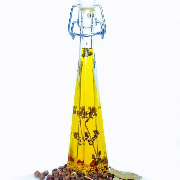 Da sabor a tus platos creando tus propios aceites aromatizados