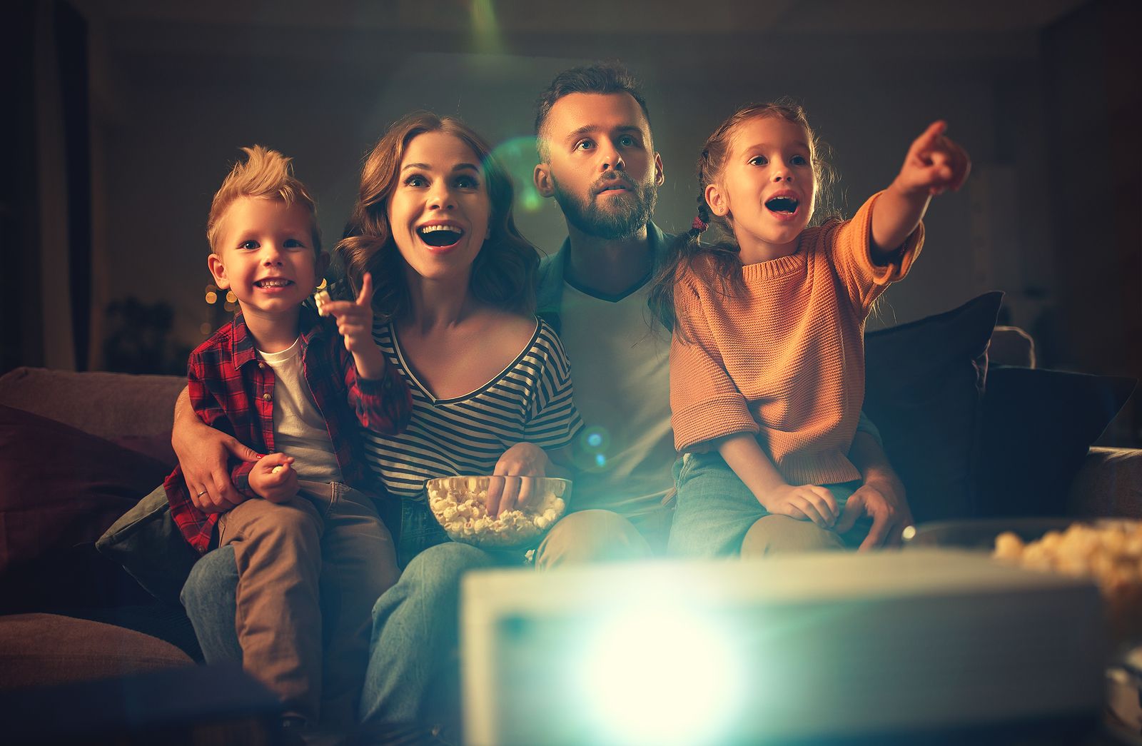 Plataformas para ver películas online con familiares y amigos en tiempo real