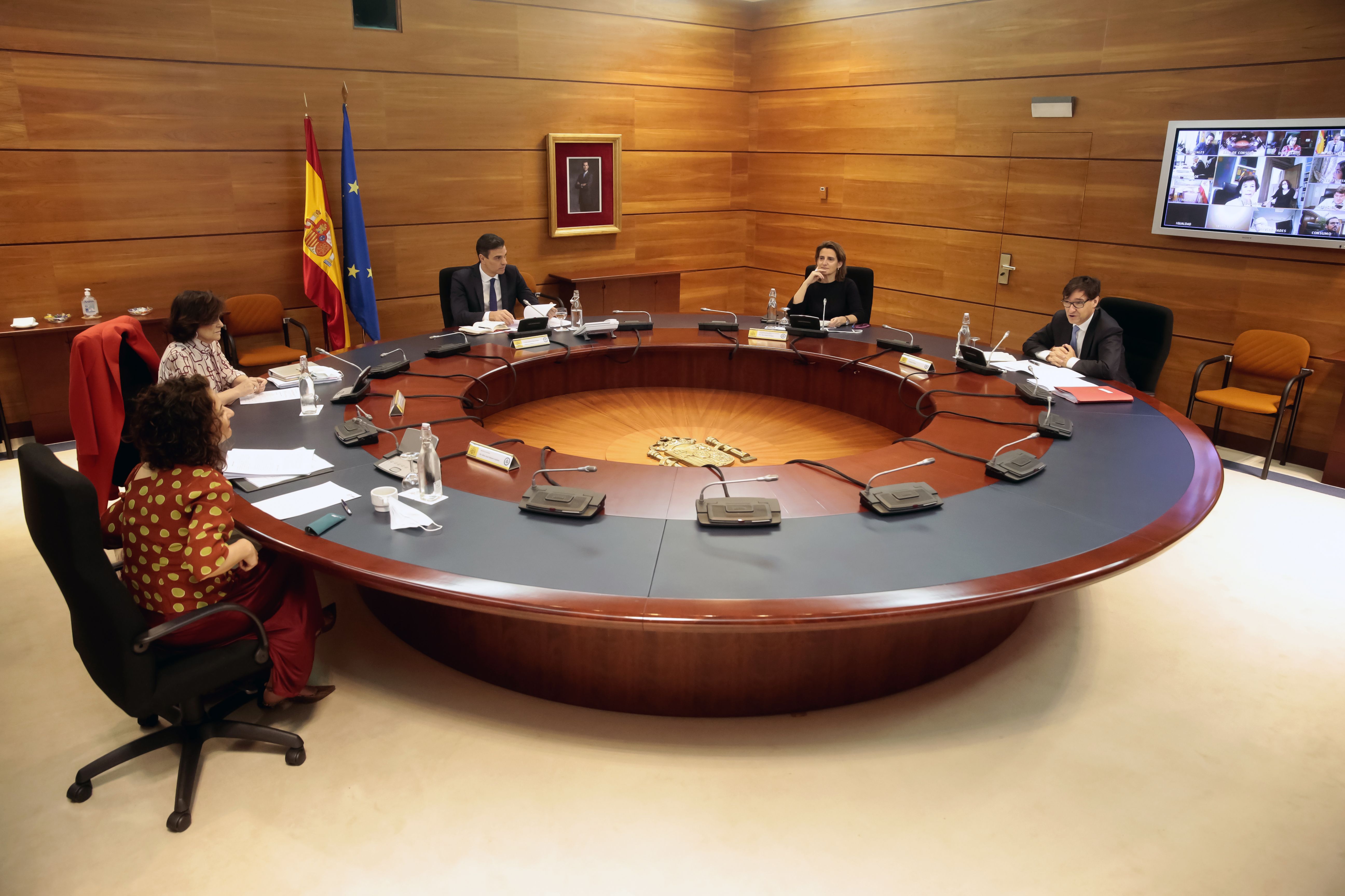 Madrid, Barcelona y el conjunto de Castilla y León pasan a la fase 1
