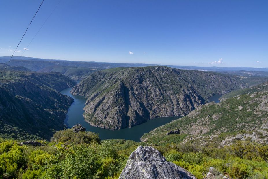 Cañón del Río Sil en la Ribeira Sacra (bigstock)