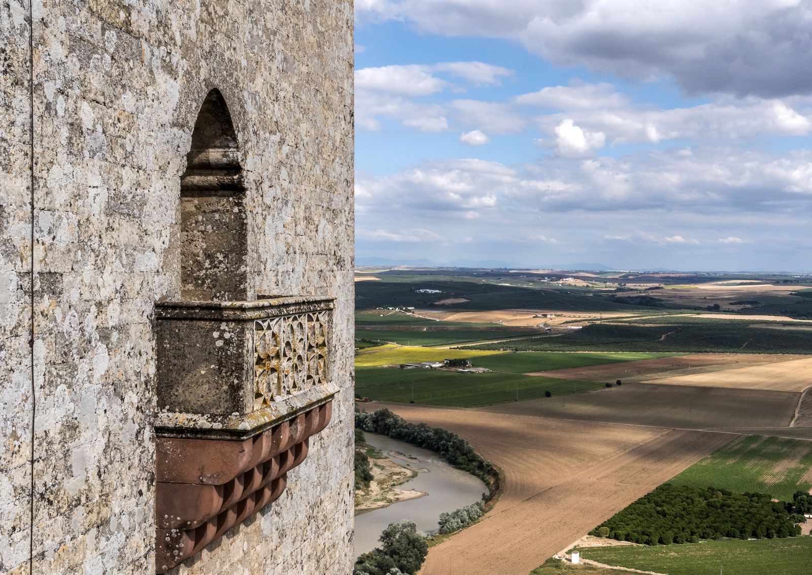 Los castillos de Juego de Tronos Castillo de Almodovar del Río (Bigstock)