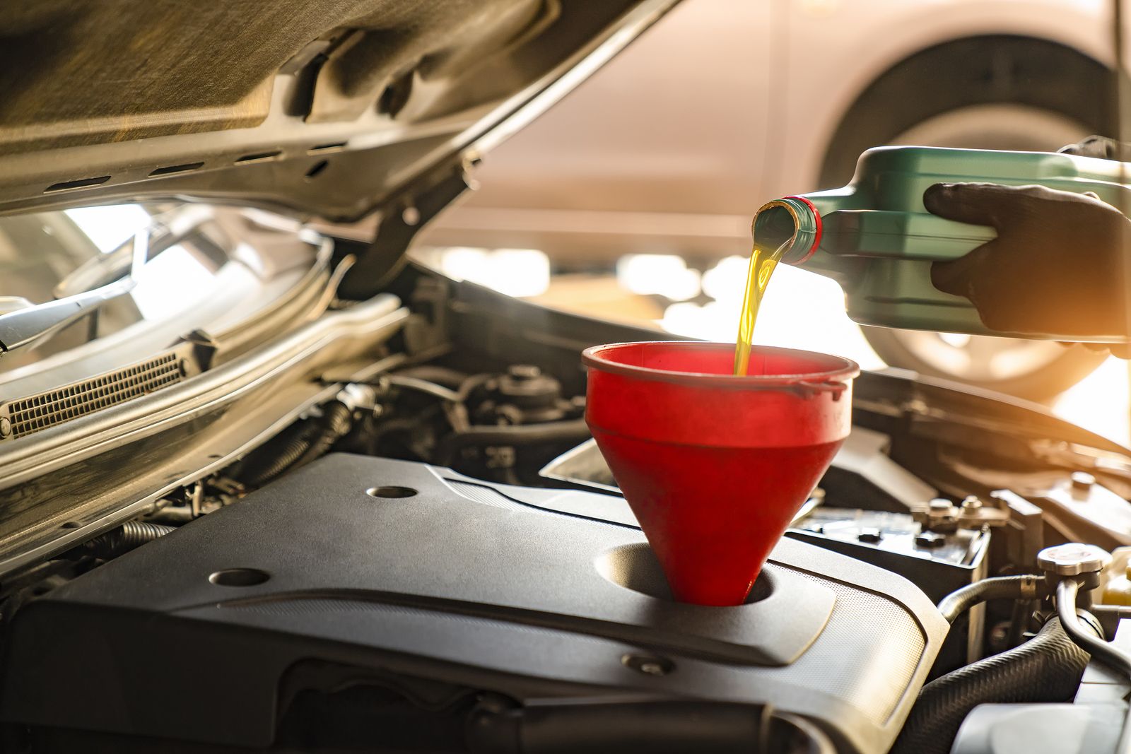 ¿Cuándo tenemos que cambiar el aceite del coche?