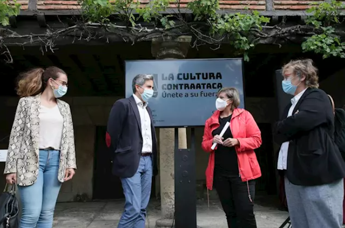 El vocepresidente cántabro Pablo Zuloaga presenta ‘La Cultura Contraataca. Misión Itinerante’. Foto: Europa Press El vocepresidente cántabro Pablo Zuloaga presenta ‘La Cultura Contraataca. Misión Itinerante’. Foto: Europa Press