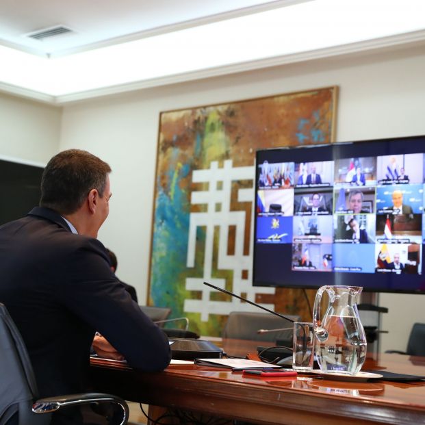 El presidente del Gobierno, Pedro Sánchez, participa, por videoconferencia, en la Conferencia de jefes de Estado y de Gobierno 'Juntos por una respuesta para América Latina y el Caribe ante la COVID-19' - Foto: Europa Press