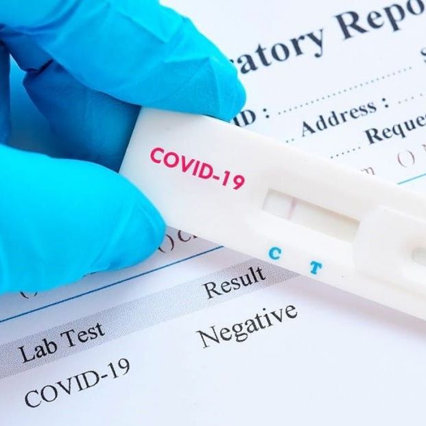 ¿Es conveniente hacerse un test de coronavirus para ver a un familiar?