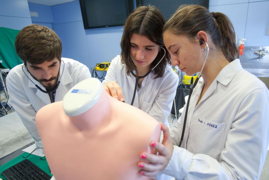 Alumnos de Medicina. Foto: Europa Press
