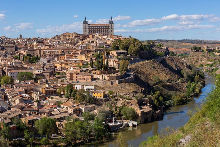 bigstock View of Toledo from the Mirado 305361535