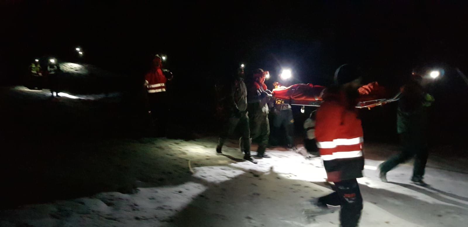 Rescatados 25 senderistas gallegos, la mayoría con más de 60 años, perdidos en una ruta de Cantabria