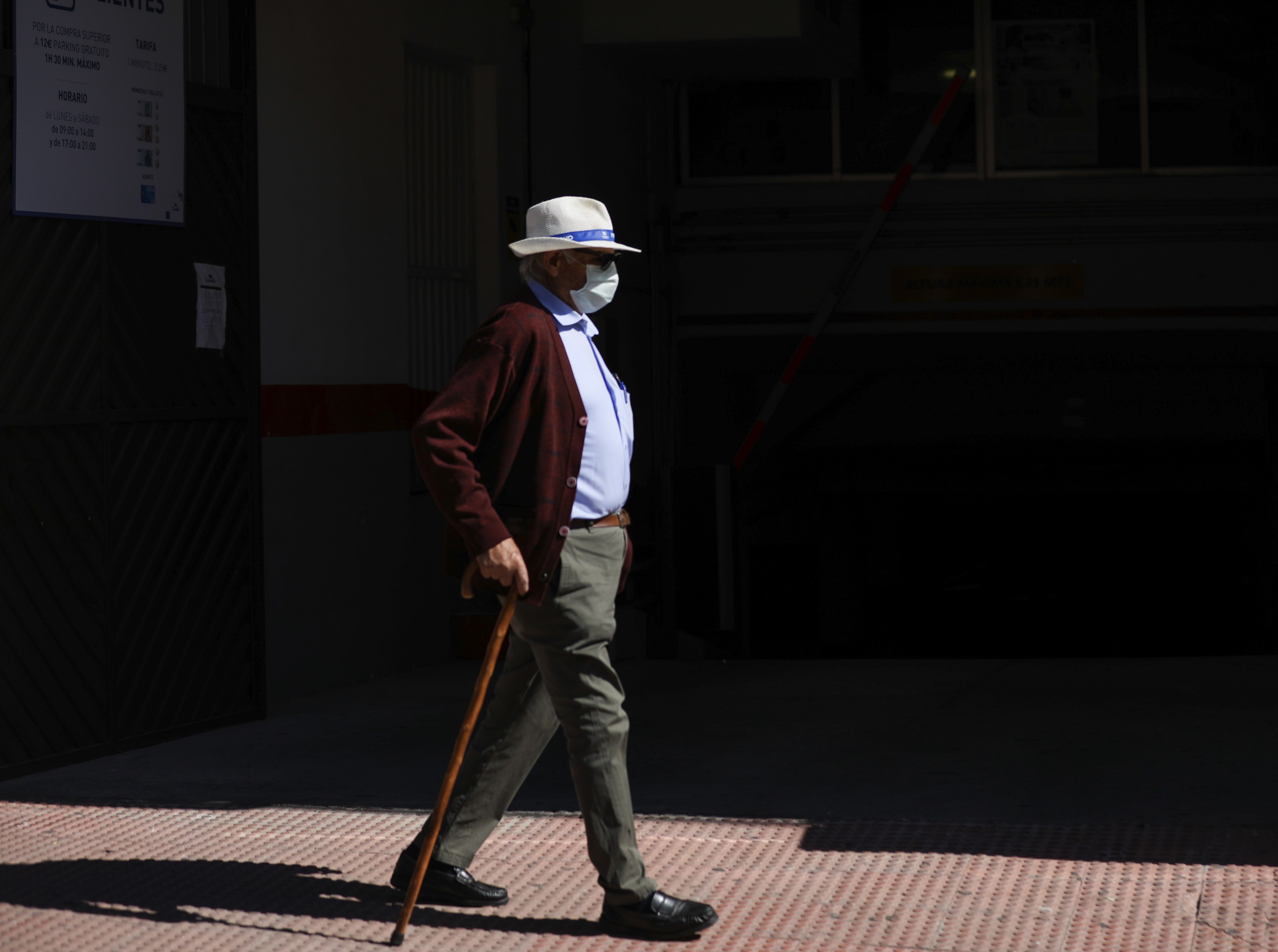Los mayores de 75 años de pequeñas ciudades denuncian discriminación por edad durante el Covid-19