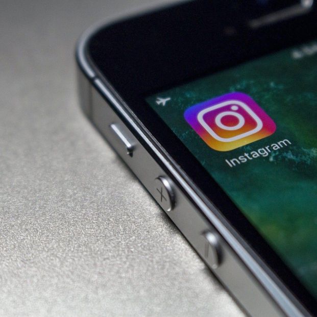 Borra tu cuenta de Instagram manteniendo tus fotos