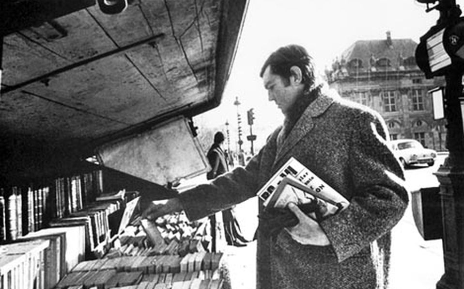 Julio Cortázar en París.