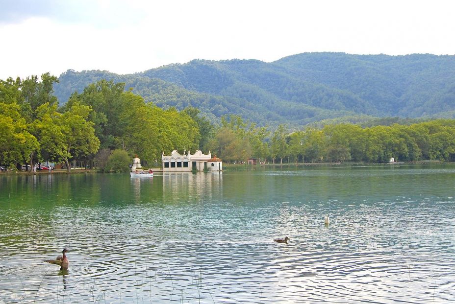 bigstock Banyoles Lake In Gerona Catalo 369145792