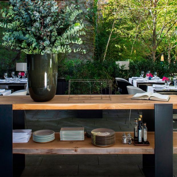 Jardín del restaurante del Hotel Alma Barcelona. Passeig de Gourmets (almahotels.com) Jardín del restaurante del Hotel Alma Barcelona. Passeig de Gourmets (almahotels.com)