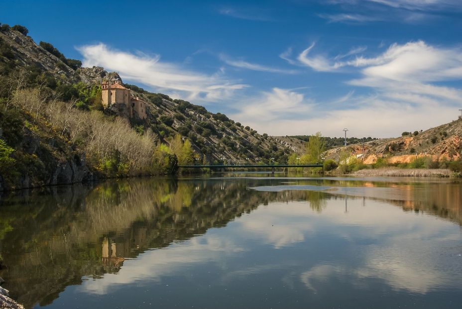 bigstock Beautiful Landscape With River 177481576