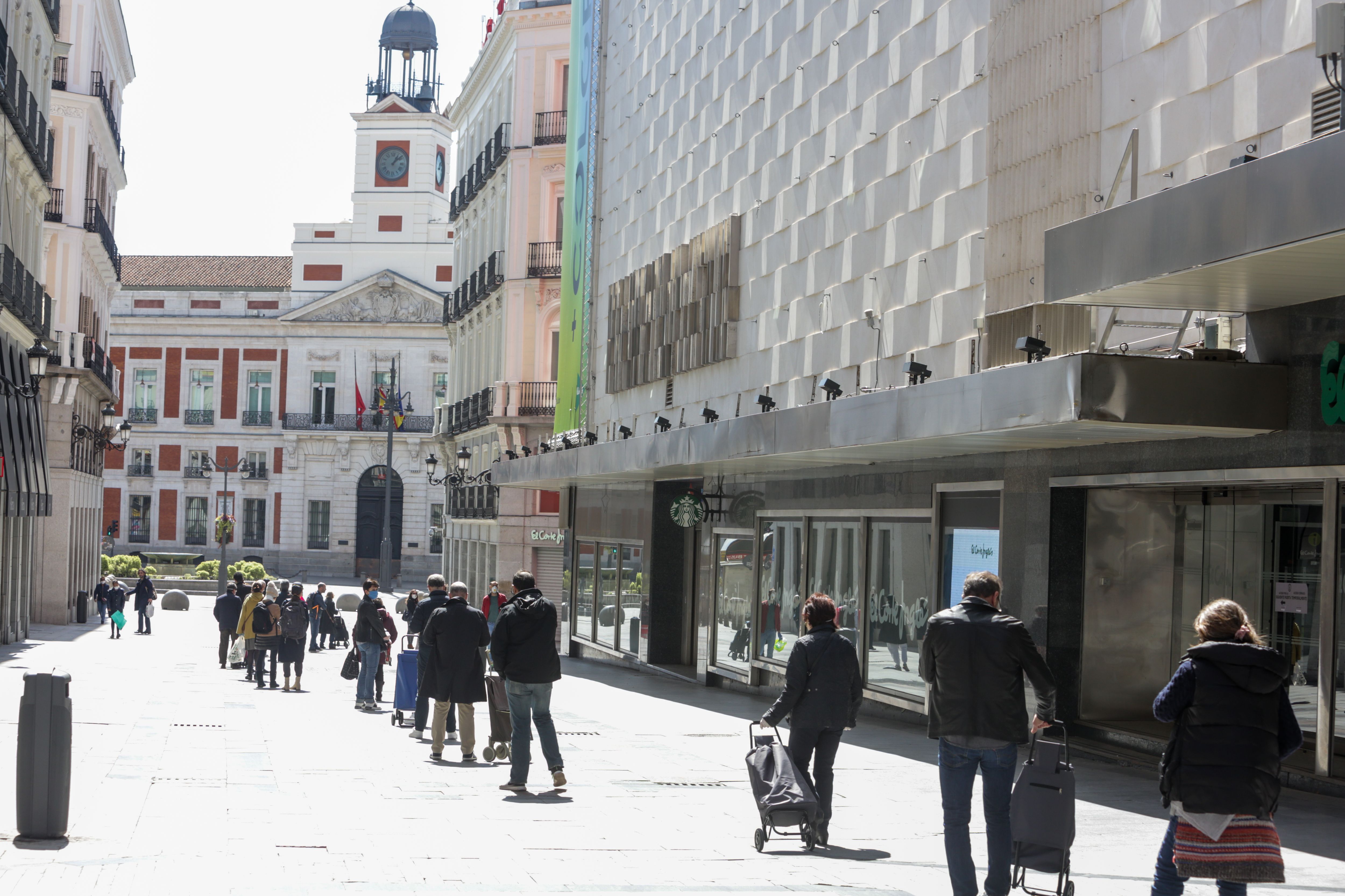 Adiós a las colas en los supermercados: reservar hora para hacer la compra