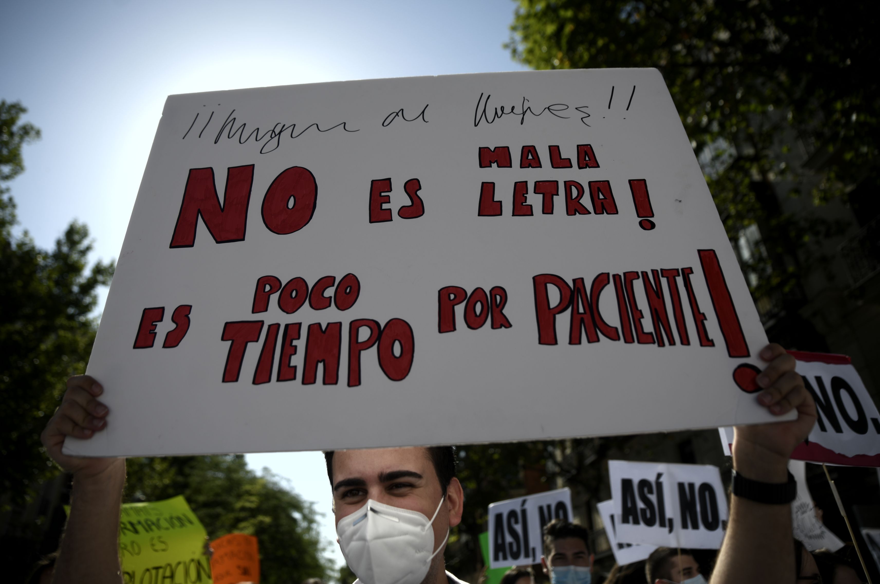 Los sindicatos médicos amenazan con huelgas en otoño