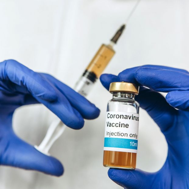 La vacuna experimental de Oxford ofrece resultados prometedores