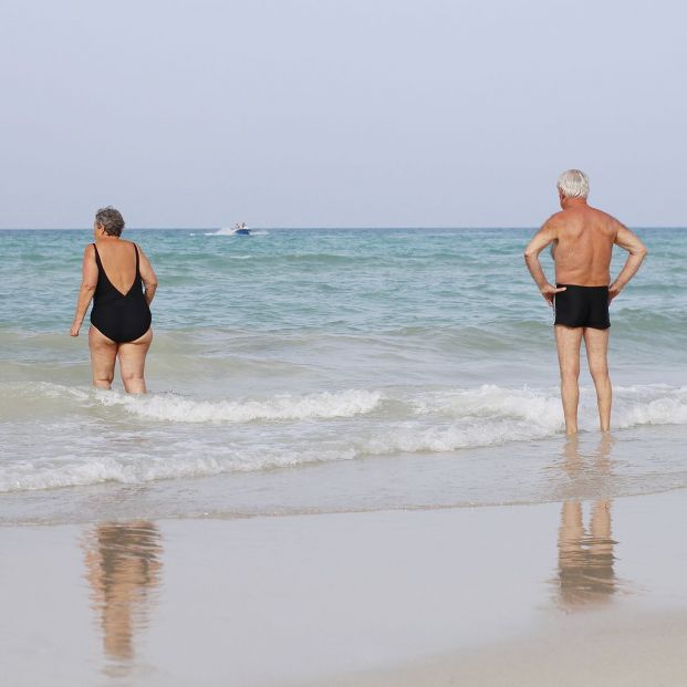 Lamer Eso delicadeza Bañarse en la playa, la mar de saludable