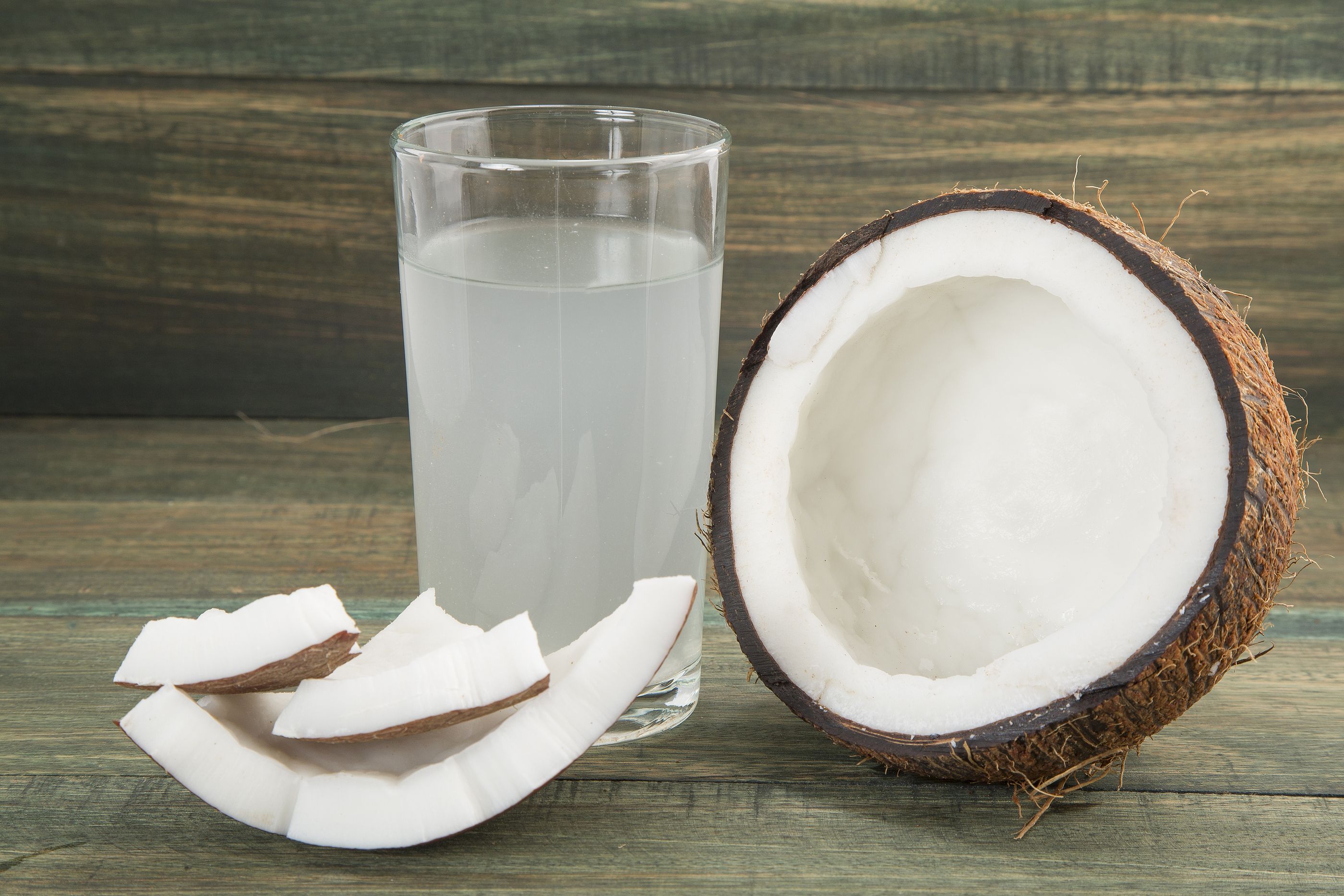 Beneficios del agua de coco