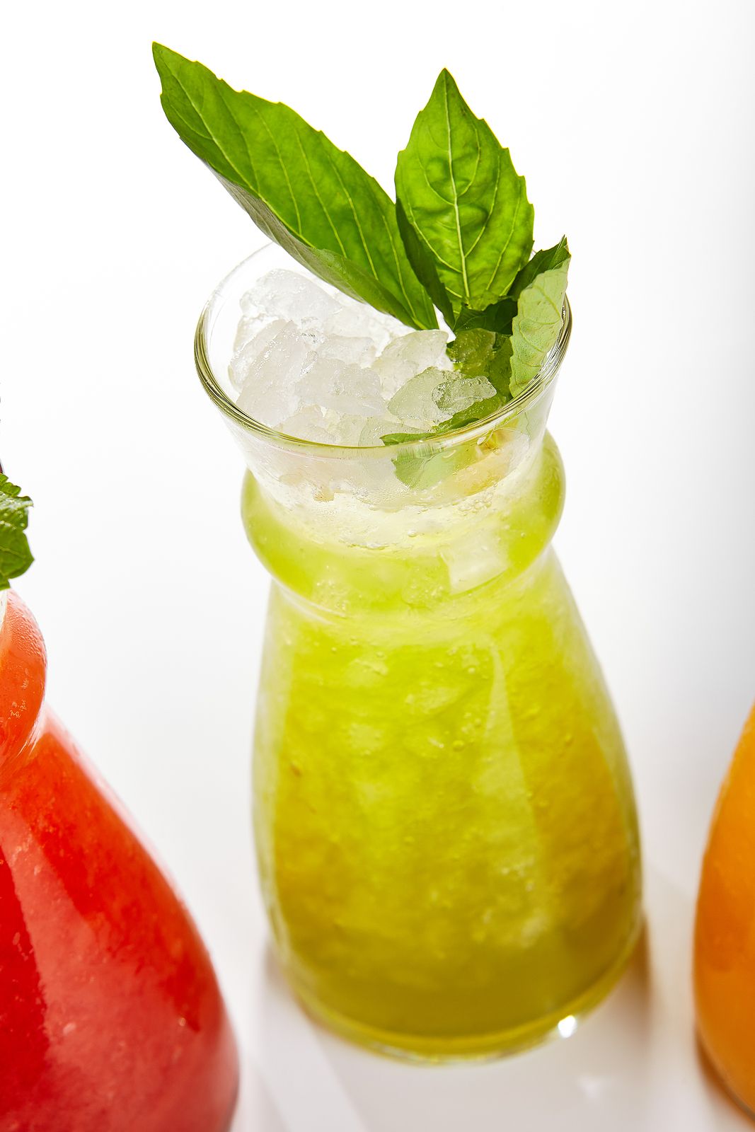 Las mejores bebidas para calmar la sed cuando el calor aprieta