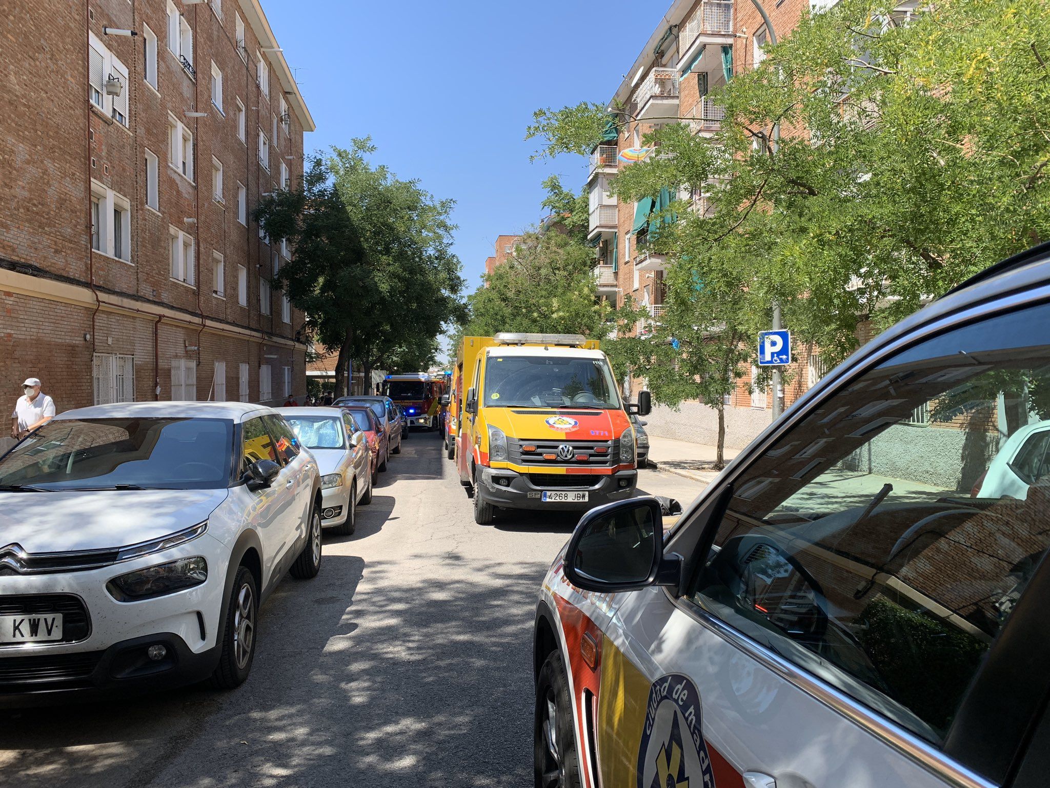 Herido muy grave en Madrid tras caerse desde la ventana que estaba limpiando