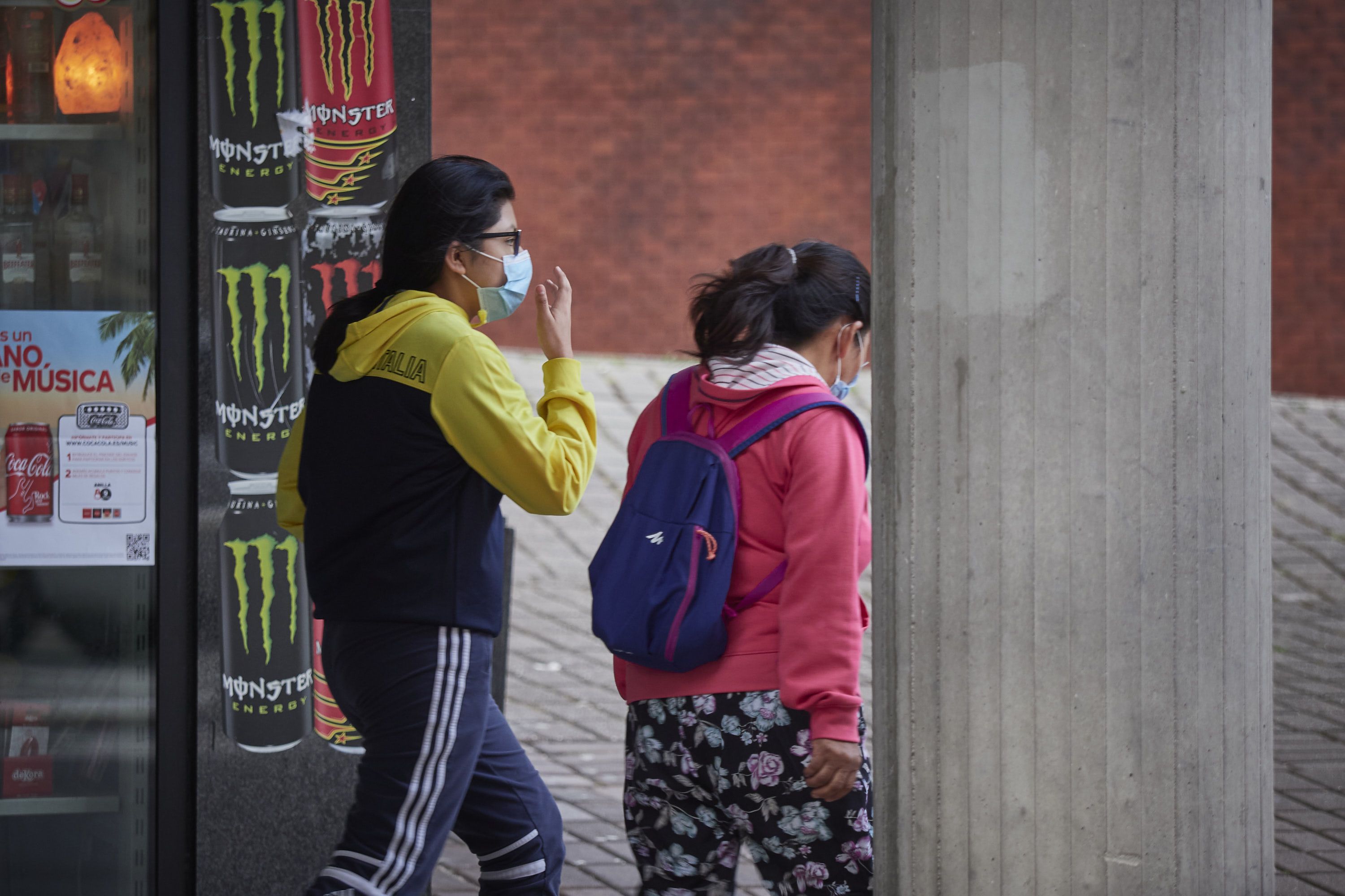 España, cerca del millar de nuevos casos por segundo día consecutivo