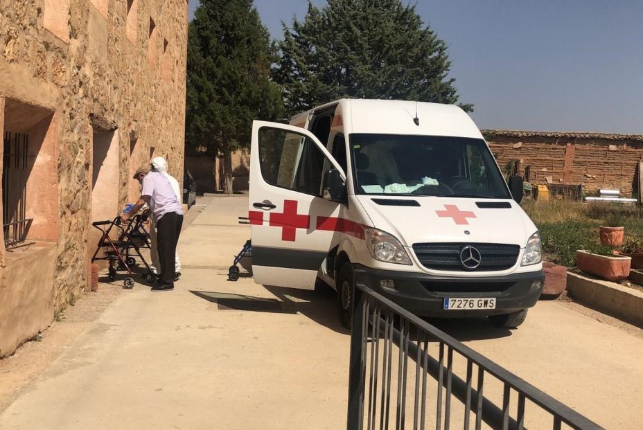 "Falta de personal, test y EPIS": viejos errores conducen a las residencias de Aragón al desastre