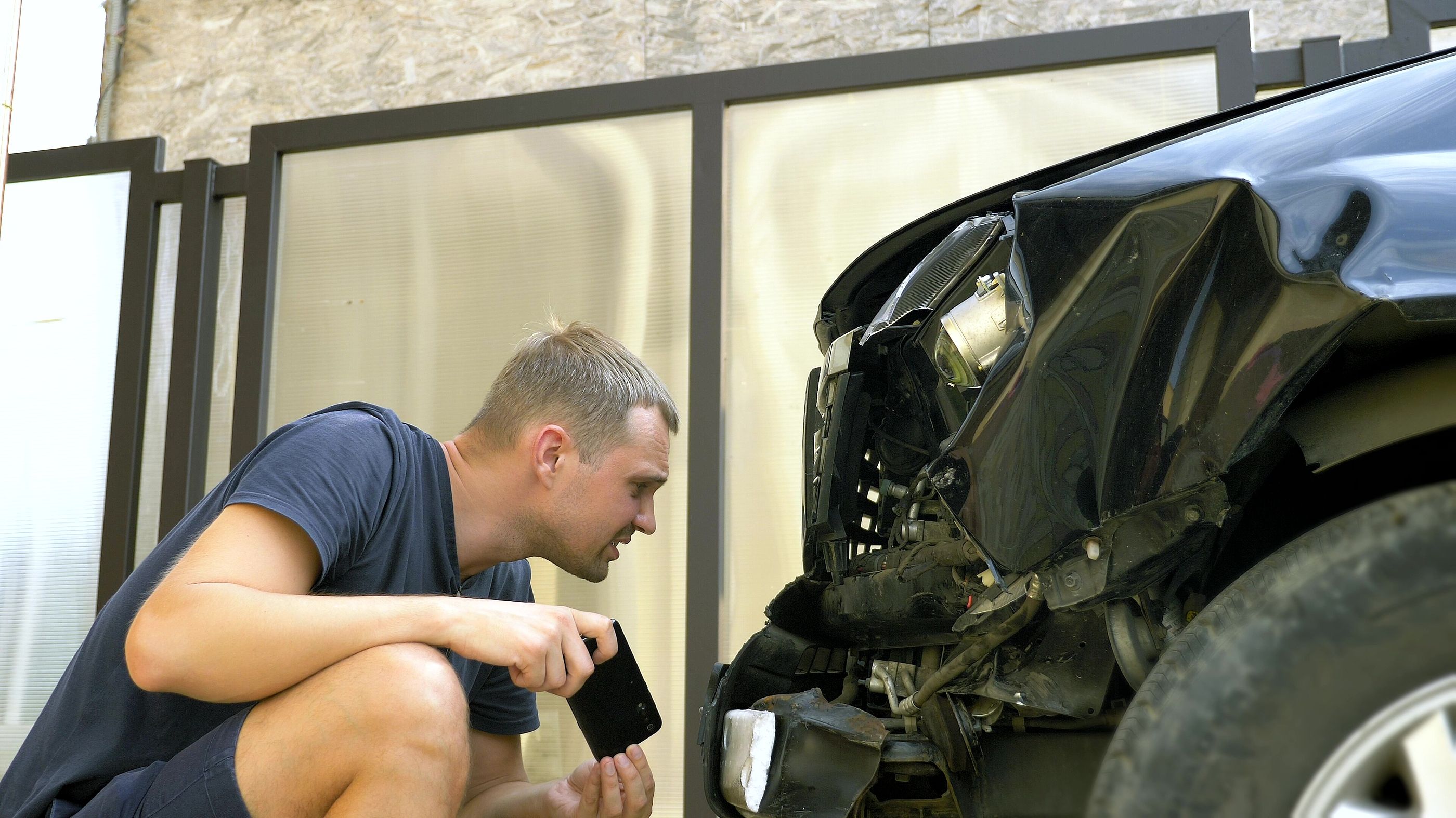 Qué hacer cuando nos dan un golpe en el coche y no sabemos quién ha sido. Foto: Bigstock 