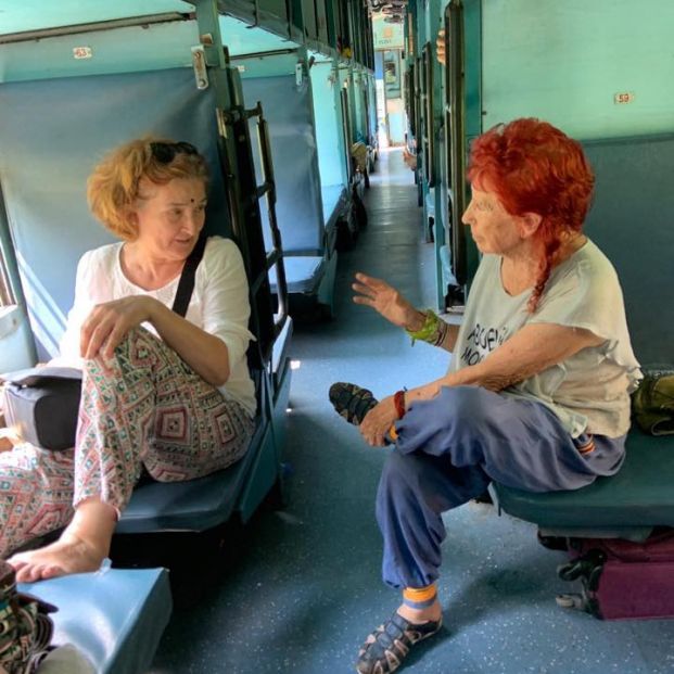 Kandy en un tren en el sur de India (Facebook:Kandy Abuelita Mochilera)